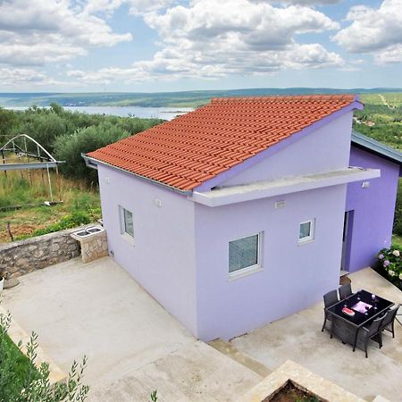 Holiday Home Paulin โอเบรอควาซ ภายนอก รูปภาพ