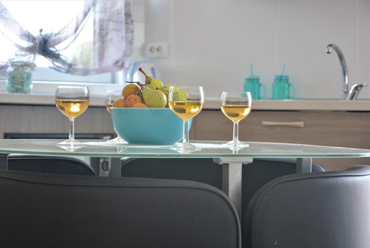 Holiday Home Paulin โอเบรอควาซ ภายนอก รูปภาพ