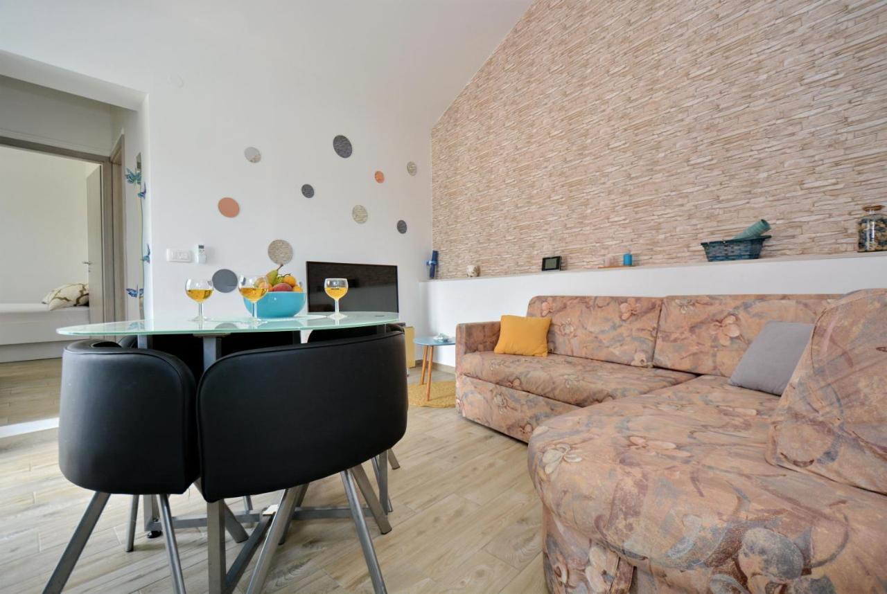 Holiday Home Paulin โอเบรอควาซ ภายนอก รูปภาพ